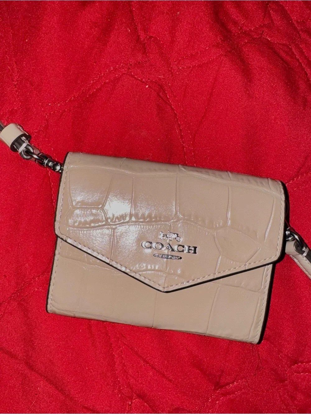 Coach compact croc